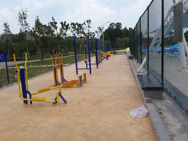 平江风光带第四期工程健身器材案例,湖南室外健身器材,湖南室外休闲椅,湖南儿童滑梯,湖南运动场地,长沙人造草皮,长沙室内外运动地板,长沙球场围栏,长沙室外健身器材,长沙室外休闲椅,长沙儿童滑梯,长沙运动场地,长沙多威体育用品有限公司