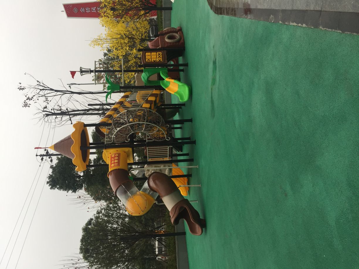 长沙金侨风华府小区滑梯安装实拍,湖南室外健身器材,湖南室外休闲椅,湖南儿童滑梯,湖南运动场地,长沙人造草皮,长沙室内外运动地板,长沙球场围栏,长沙室外健身器材,长沙室外休闲椅,长沙儿童滑梯,长沙运动场地,长沙多威体育用品有限公司